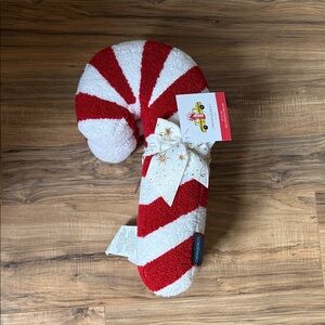 Cynthia Rowley Red and White Candy Cane Pillow set of 2
